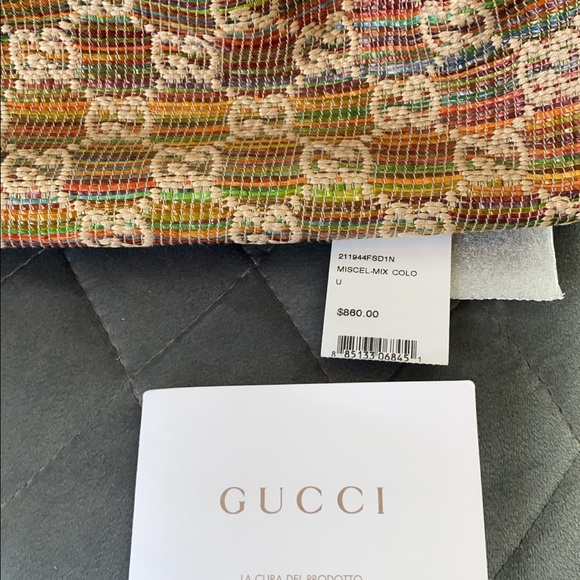 Almost new Gucci bag. Rare bag. With original cards - Picture 2 of 4
